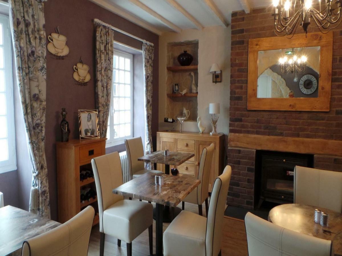 Le Montaigne Bed & Breakfast Saint-Alvere Exterior photo