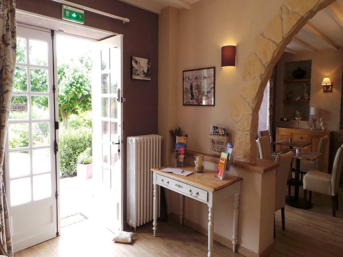 Le Montaigne Bed & Breakfast Saint-Alvere Exterior photo