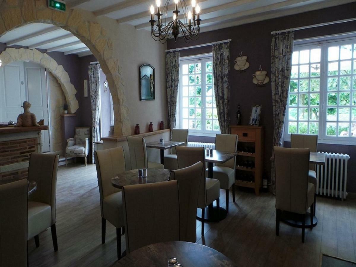 Le Montaigne Bed & Breakfast Saint-Alvere Exterior photo